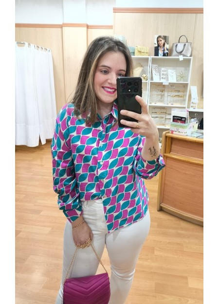 CAMISA ESTAMPADA PLUMAS